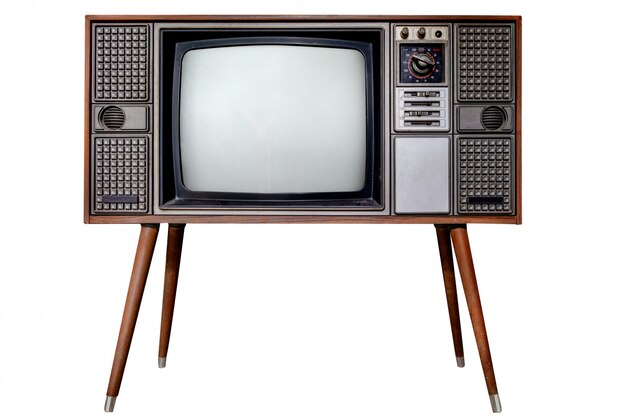 Брюнетка и старый телевизор